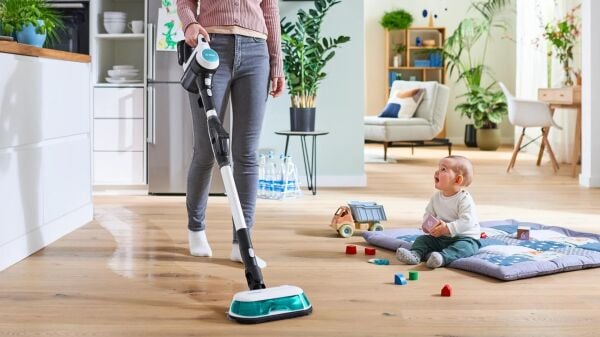 BOSCH BCS71HYG1 DİK ŞARJLI ELEKTRİK SÜPÜRGESİ